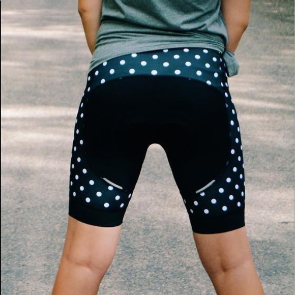Women’s Classic Dot 8” Cycle/Bike Shorts - Picture 5 of 7